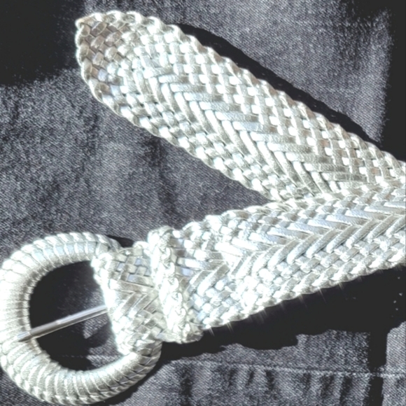 Belt Silver Metallic Braided with Matching Buckle 36" - Picture 2 of 2